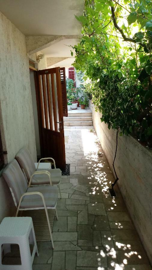 Апартаменты Happy Dubrovnik Centre-Free Parking Экстерьер фото